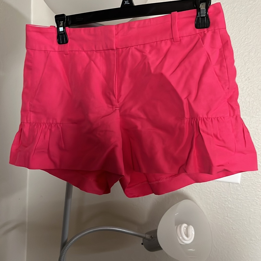 #86.  J.CREW Pink SHORTS size 2,Beatiful